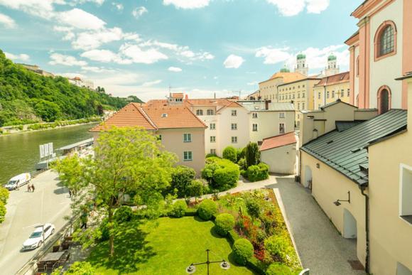 Hotel Am Paulusbogen à Passau Extérieur photo